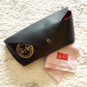 Vintage black Ray Ban sunglasses case + cloth